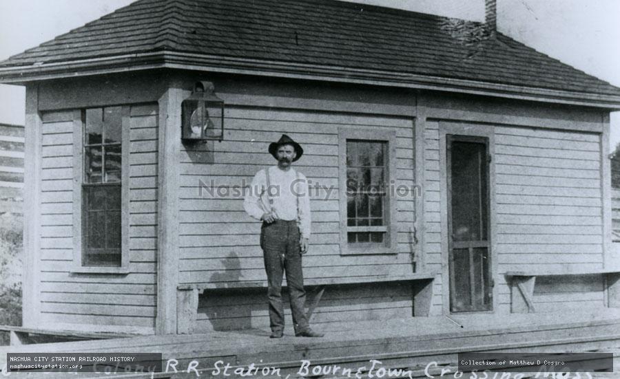 Postcard: Old Colony Railroad Station, Bournetown Crossing, Massachusetts